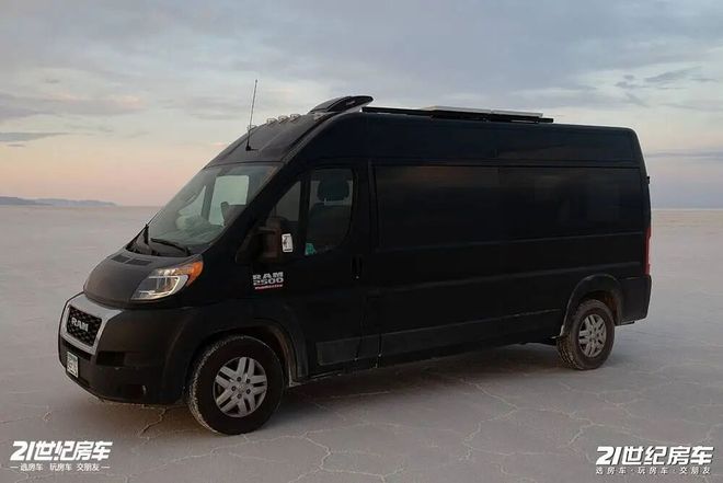 m Promaster露营车把舒适感拉满了冰球突破正规网站四面环窗仰望星空！这辆Ra(图7)