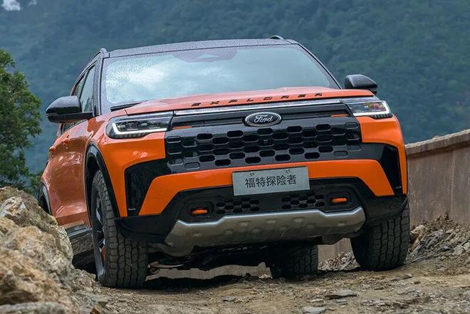 户外爱好者打造全钢底盘装甲+全地形AT胎冰球突破技巧探险者昆仑穿越版5座上市为(图2)